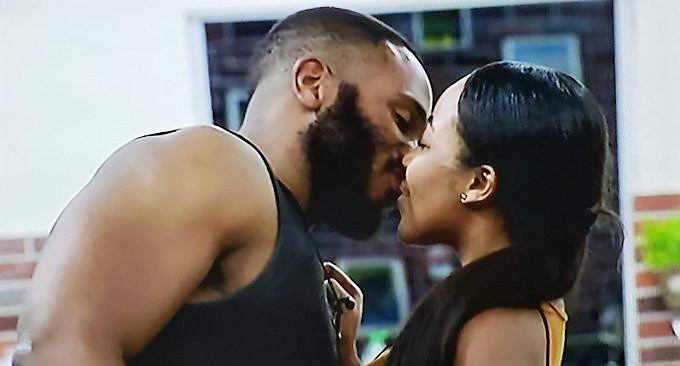 https://bluebloodz.com/index.php/2020/07/28/#bbnaija-:-erica-&-kiddawaya's-first-kiss/
