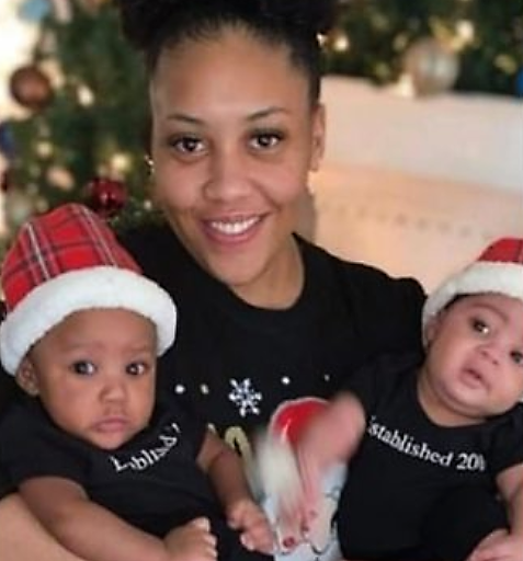 https://bluebloodz.com/index.php/2020/07/27/mother-&-her-twin-sons-found-dead-inside-a-car-submerged-in-a-pond-{photos}/(opens in a new tab)