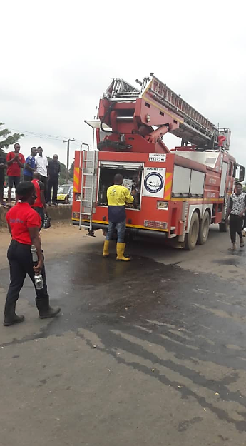 https://bluebloodz.com/index.php/2020/08/14/one-burnt-dead,-3-others-injured-as-petrol-tanker-explodes-in-imo-state/(opens in a new tab)