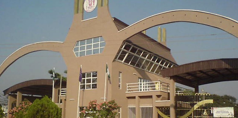 UNIBEN Wins NIGERIAN STUDENT POETRY PRICE.